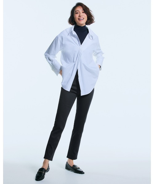DoCLASSE（ ドゥクラッセ）の「ミラクルストレッチ・レギンスパンツ（その他パンツ・レディース・イエロー/サックスブルー/ペールイエロー/ネイビー/オリーブ/その他/レッド/ミント/ダークネイビー/パープル/ベージュ/ネイビー系1/イエローゴールド/ネイビー系2/ネイビー系/ブラック/ネイビー系3/ブルー/ボルドー/ホワイト×ブラック/ブルーグレー・17/15 /13/9/5/7/11）」の3枚目の写真