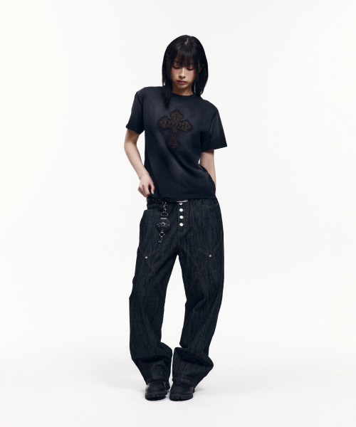 AAKAM(アーカム)の「ダストフェード CROS2 ハーフトップ (ブラック)(Tシャツ/カットソー・レディース・その他・1/2/3)」の10枚目の写真