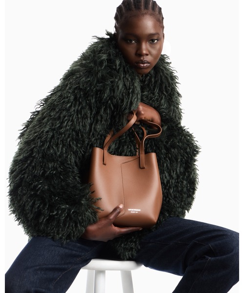 EMPORIO ARMANI(エンポリオアルマーニ)の「【エンポリオ アルマーニ】Emporio Armani 1981 レザーショルダーバッグ(ショルダーバッグ・レディース・ブラック/ダークウッド/オートミール/ブラウン・FREE)」の3枚目の写真