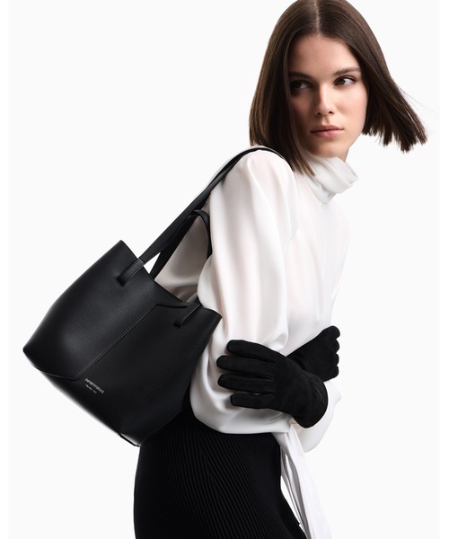 エンポリオ アルマーニ】Emporio Armani 1981 レザーショルダーバッグ