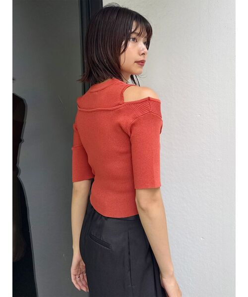 MURUA(ムルーア)の「クロスデザインハーフニット(ニット/セーター・レディース・ブラック/ブルー/オレンジ/アイボリー・FREE)」の19枚目の写真