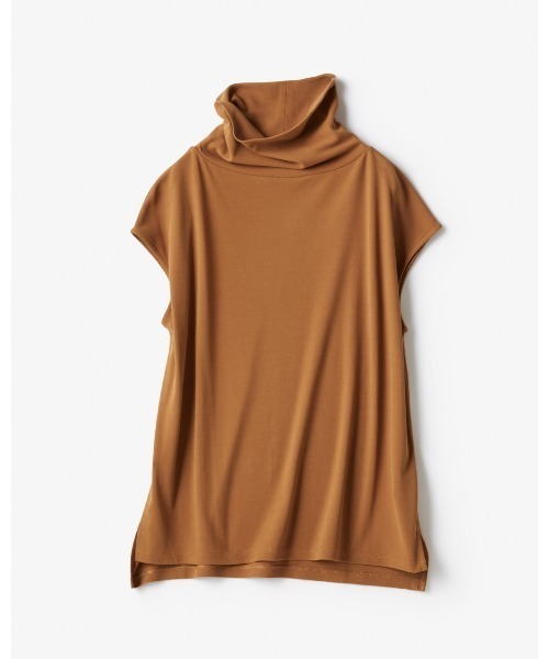 DoCLASSE( ドゥクラッセ)の「ハイカウントコットン・ドレープネックフレンチ(Tシャツ/カットソー・レディース・ライトグレー/キャメル/セージグリーン・3L/L/M/LL)」の8枚目の写真
