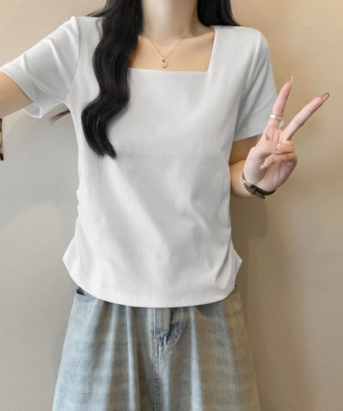 2ly2(トゥーリートゥー)の「スクエアネック半袖Tシャツ レディース シンプル コンパクトトップス(Tシャツ/カットソー・レディース・ホワイト/ブラック・FREE)」の4枚目の写真