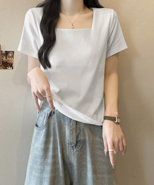 2ly2(トゥーリートゥー)の「スクエアネック半袖Tシャツ レディース シンプル コンパクトトップス(Tシャツ/カットソー・レディース・ホワイト/ブラック・FREE)」の5枚目の写真