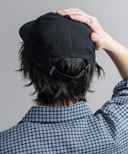 patagonia(パタゴニア)の「Patagonia パタゴニア P 6 LABEL TRAD CAP ワンポイントロゴコットンベースボールキャップ(キャップ・メンズ・ブラック・FREE)」の4枚目の写真