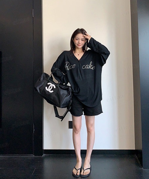 Dalfwin（ダールフィン）の「韓国ファッション RicecakeラインストーンロゴVネックヘンリーネック長袖Tシャツ（Tシャツ/カットソー・レディース・ブラック/ホワイト/グレー・FREE）」の16枚目の写真