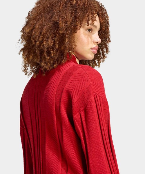 adidas(アディダス)の「ファイヤーバード ケーブルニットトラックトップ / ジャージ / トラックジャケット / アディダスオリジナルス adidas Originals(ジャージ・レディース・ライトイエロー/レッド/ブルー・MEDIUM/XX-LARGE/SMALL/LARGE/X-SMALL/X-LARGE)」の16枚目の写真