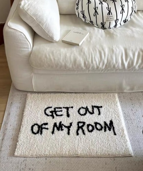 GET OUT OF MY ROOM RUG（ラグ/マット）｜Made in I（メイドインアイ