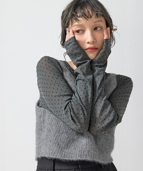 en CAnAF(エンカナフ)の「【華やかなドットが映える】フロッキードットシアークルーネックプルオーバー(Tシャツ/カットソー・レディース・ブラック/ホワイト/チャコールグレー・フリー)」の3枚目の写真