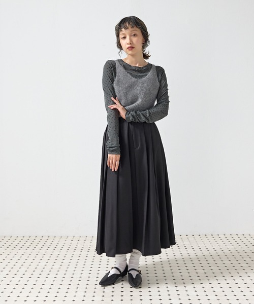 en CAnAF(エンカナフ)の「【華やかなドットが映える】フロッキードットシアークルーネックプルオーバー(Tシャツ/カットソー・レディース・ブラック/ホワイト/チャコールグレー・フリー)」の16枚目の写真