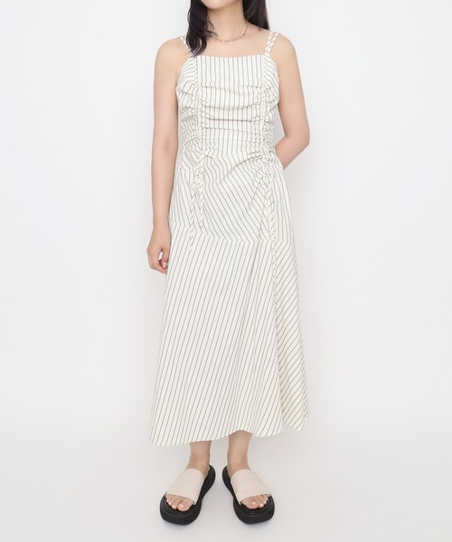PUNYUS(プニュズ)の「【NEW SIZE】ストライプシャーリングキャミワンピース(ワンピース・レディース・グレー/ホワイト・4/3/2/5/1)」の15枚目の写真