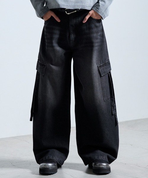 SERACE(セラス)の「【SERACE】Vintage wide curved denim cargo pants / ヴィンテージワイドカーブデニムカーゴパンツ(デニムパンツ・メンズ・ライトグレー/ブラック/インディゴブルー・M/L/S)」の2枚目の写真