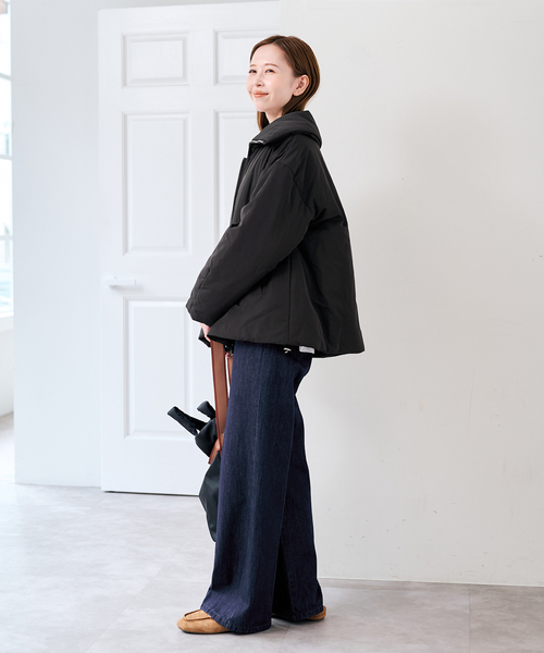 U by SPICK&SPAN（ユーバイスピックアンドスパン）の「撥水フロントジップパファージャケット（その他アウター・レディース・ベージュ/ブラック・FREE）」の15枚目の写真