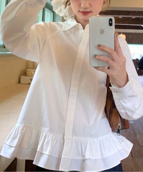 MAISON DE THERESE(メゾン ド テレーズ)の「フリルヘム 長袖ホワイトシャツ ブラウス(シャツ/ブラウス・レディース・White・M)」の4枚目の写真