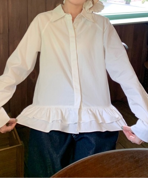 MAISON DE THERESE(メゾン ド テレーズ)の「フリルヘム 長袖ホワイトシャツ ブラウス(シャツ/ブラウス・レディース・White・M)」の9枚目の写真