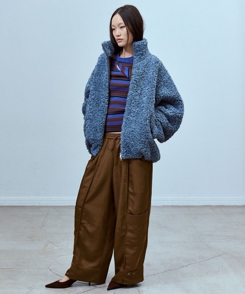 THINGS THAT MATTER(シングス ザット マター)の「【先行予約】IMITATION SHEEP FUR JACKET / イミテーションシープファージャケット(ダウンジャケット/コート・レディース・チャコールグレー/ブルー・FREE)」の9枚目の写真