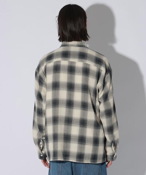 LAKOLE(ラコレ)の「ガーゼチェック長袖シャツ / 1057771(シャツ/ブラウス・メンズ・ブラウン/ホワイト・MEDIUM/LARGE)」の15枚目の写真