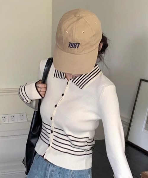 AVYL(アヴィル)の「襟付きボーダー切替ポロニットカーディガン(ニット/セーター・レディース・ブラック/アイボリー・M)」の2枚目の写真