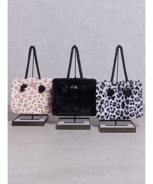 GYDA（ジェイダ）の「GYDAフェイクファーMトートBAG（トートバッグ・レディース・その他1/ブラック/その他2・FREE）」の9枚目の写真