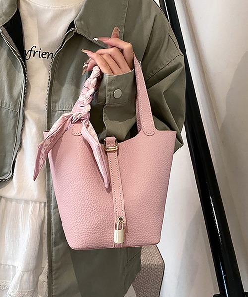 Doux Belle（ドゥーベル）の「ミニポーチ付き×2WAYハンドバッグ（ショルダーバッグ・レディース・ピンク/グレイッシュブルー/イエロー/ライトブラウン/オフホワイト/ブラウン/ブラック・FREE）」の20枚目の写真