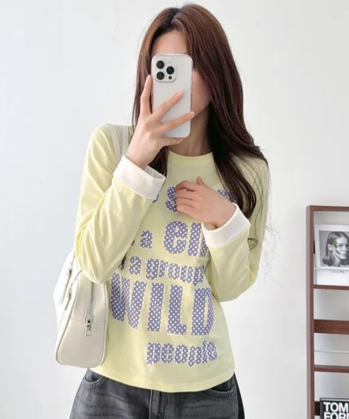 Emilie(エミリー)の「ポップレタリングプリント ロールアップ長袖Tシャツ(Tシャツ/カットソー・レディース・ミント/ブラック/パープル/イエロー/アイボリー・FREE)」の14枚目の写真
