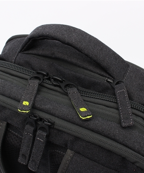 incase(インケース)の「CL90004 EO Travel Backpack(バックパック/リュック・メンズ・ブラック・ONE SIZE)」の4枚目の写真