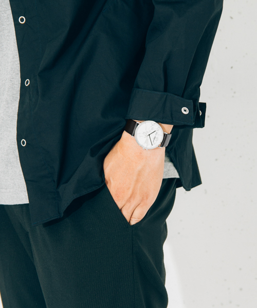 ALLY DENOVO（アリーデノヴォ）の「ALLY DENOVO　Carrara Marble 40mm（アナログ腕時計・メンズ・シルバー/スミクロ/ゴールド/ブラック・FREE）」の3枚目の写真