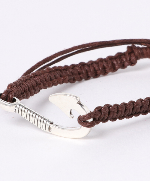 Kahiko(カヒコ)の「【Kahiko】ブレイドフックブレスレット(ブレスレット・メンズ・ブラック/ブラウン/ネイビー・FREE)」の5枚目の写真