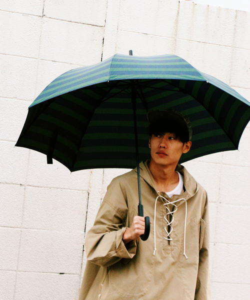Wpc.（ダブリュピーシー）の「ユニセックス ベーシックジャンプアンブレラ【1】（長傘・メンズ・インディゴブルー/ダークグレー/ストライプ/ブルー系その他/ブラック/ブルー系その他2/ホワイト系その他/グリーン/ネイビー/チェック/ブラック系その他/オレンジ/ホワイト×ブルー/グリーン系その他2/グリーン系カモフラージュ・FREE）」の20枚目の写真