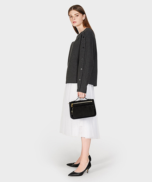 CHARLES & KEITH(チャールズ & キース)の「ベーシックパンプス / BASIC PUMPS(パンプス・レディース・ブラック/ダークブラウン/アイボリー・22.5cm/23.5cm/23cm/24.5cm/25.5cm/25cm)」の17枚目の写真