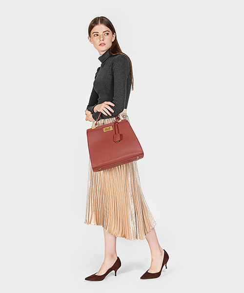 CHARLES & KEITH(チャールズ & キース)の「ベーシックパンプス / BASIC PUMPS(パンプス・レディース・ブラック/ダークブラウン/アイボリー・22.5cm/23.5cm/23cm/24.5cm/25.5cm/25cm)」の10枚目の写真