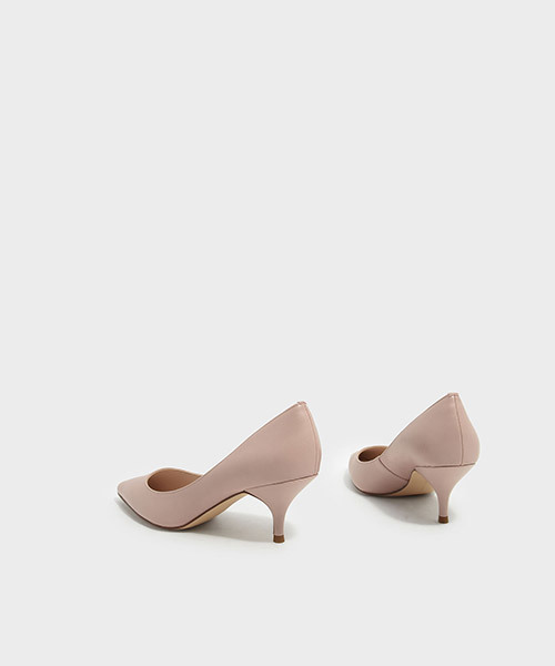 CHARLES & KEITH(チャールズ & キース)の「ベーシックパンプス / BASIC PUMPS(パンプス・レディース・ブラック/ダークブラウン/アイボリー・22.5cm/23.5cm/23cm/24.5cm/25.5cm/25cm)」の6枚目の写真