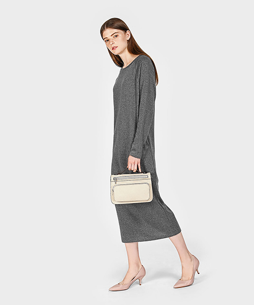 CHARLES & KEITH(チャールズ & キース)の「ベーシックパンプス / BASIC PUMPS(パンプス・レディース・ブラック/ダークブラウン/アイボリー・22.5cm/23.5cm/23cm/24.5cm/25.5cm/25cm)」の5枚目の写真