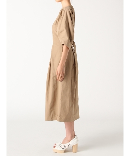 LAGUNAMOON（ラグナムーン）の「フォルムタフタワンピース（ワンピース・レディース・ブラック/ベージュ/カーキ・SMALL/MEDIUM）」の9枚目の写真