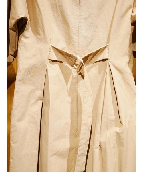 LAGUNAMOON（ラグナムーン）の「フォルムタフタワンピース（ワンピース・レディース・ブラック/ベージュ/カーキ・SMALL/MEDIUM）」の14枚目の写真