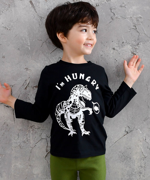 Bee des Bee（ビーデスビー）の「【コットン100％】長袖プリントTシャツ（Tシャツ/カットソー・キッズ・ブラック系その他/ブラック/ブラック系その他2/グレー系その他/カーキ/ホワイト系その他/グレー/ブラック系その他3/ホワイト/ホワイト系その他2/ブラック系その他4/モカ/ネイビー/ライトイエロー/ピンク/ダークグリーン/ミント/サックスブルー/ベージュ/グレイッシュベージュ/ブルー系その他/グレー系その他2/ラベンダー/ブラウン/ライトブラウン/ピンク系その他/グリーン系その他/アイボリー/ブラック系その他5/ホワイト系その他3/ライトブルー/ピンク系その他2/チャコールグレー/ピンク系1/ライトパープル/ブラック系その他6/ホワイト系その他4/チャコール/ブラック系その他7/ホワイト系その他5・150cm/100cm/120cm/140cm/110cm/130cm）」の11枚目の写真