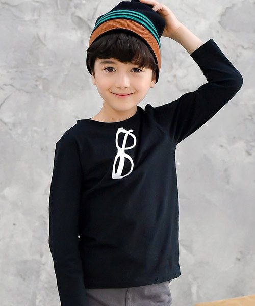 Bee des Bee（ビーデスビー）の「【コットン100％】長袖プリントTシャツ（Tシャツ/カットソー・キッズ・ブラック系その他/ブラック/ブラック系その他2/グレー系その他/カーキ/ホワイト系その他/グレー/ブラック系その他3/ホワイト/ホワイト系その他2/ブラック系その他4/モカ/ネイビー/ライトイエロー/ピンク/ダークグリーン/ミント/サックスブルー/ベージュ/グレイッシュベージュ/ブルー系その他/グレー系その他2/ラベンダー/ブラウン/ライトブラウン/ピンク系その他/グリーン系その他/アイボリー/ブラック系その他5/ホワイト系その他3/ライトブルー/ピンク系その他2/チャコールグレー/ピンク系1/ライトパープル/ブラック系その他6/ホワイト系その他4/チャコール/ブラック系その他7/ホワイト系その他5・150cm/100cm/120cm/140cm/110cm/130cm）」の9枚目の写真