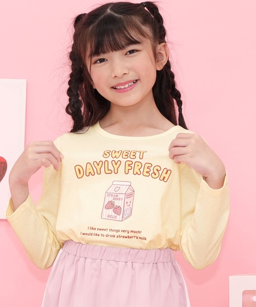 Bee des Bee（ビーデスビー）の「【コットン100％】長袖プリントTシャツ（Tシャツ/カットソー・キッズ・ブラック系その他/ブラック/ブラック系その他2/グレー系その他/カーキ/ホワイト系その他/グレー/ブラック系その他3/ホワイト/ホワイト系その他2/ブラック系その他4/モカ/ネイビー/ライトイエロー/ピンク/ダークグリーン/ミント/サックスブルー/ベージュ/グレイッシュベージュ/ブルー系その他/グレー系その他2/ラベンダー/ブラウン/ライトブラウン/ピンク系その他/グリーン系その他/アイボリー/ブラック系その他5/ホワイト系その他3/ライトブルー/ピンク系その他2/チャコールグレー/ピンク系1/ライトパープル/ブラック系その他6/ホワイト系その他4/チャコール/ブラック系その他7/ホワイト系その他5・150cm/100cm/120cm/140cm/110cm/130cm）」の6枚目の写真