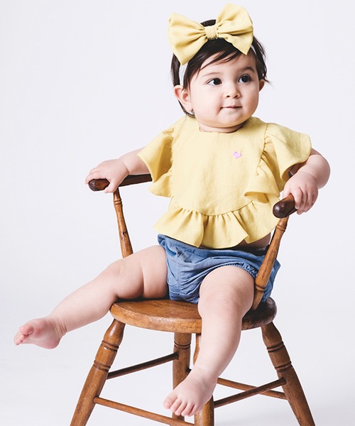 niva(ニヴァ)の「【niva/ニヴァ】Heart embroidered frill bib(スタイ/よだれかけ・キッズ・パープル/ピンク/マスタード・FREE)」の8枚目の写真