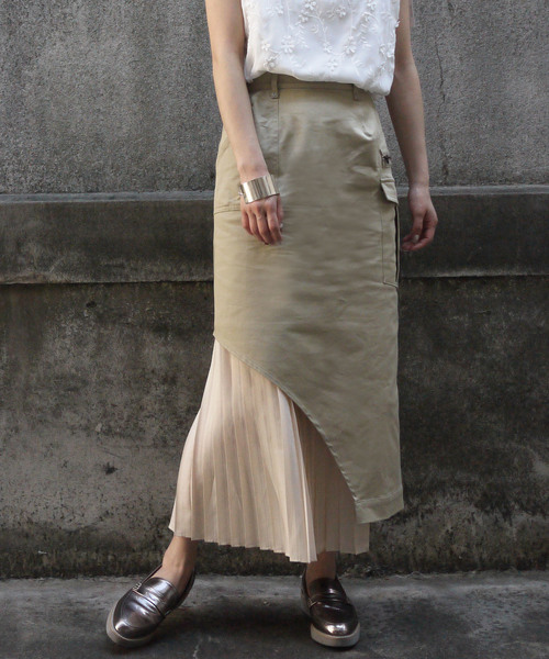 &g'aime（アンジェム）の「【&g'aime】チノプリーツロングタイトスカート（スカート・レディース・カーキ/サンドベージュ・FREE）」の4枚目の写真