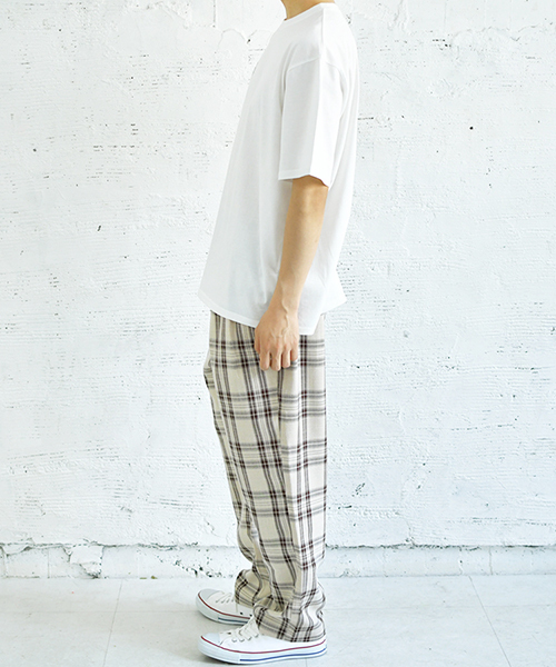 PairPair（ペアペア）の「男の子刺繍ビッグシルエットＴ（Tシャツ/カットソー・メンズ・ブラック/オフホワイト/ホワイト系その他/ホワイト・FREE）」の6枚目の写真