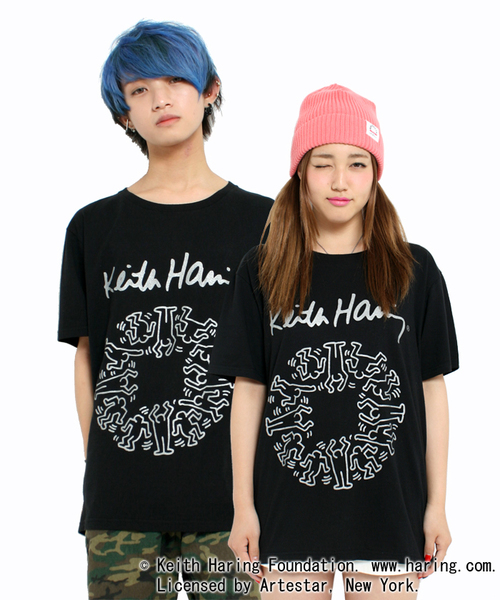 WEGO（ウィゴー）の「WEGO/Keith Haring (キースヘリング) プリントTシャツ（Tシャツ/カットソー・メンズ・ホワイト/ブラック・MEDIUM/LARGE）」の2枚目の写真