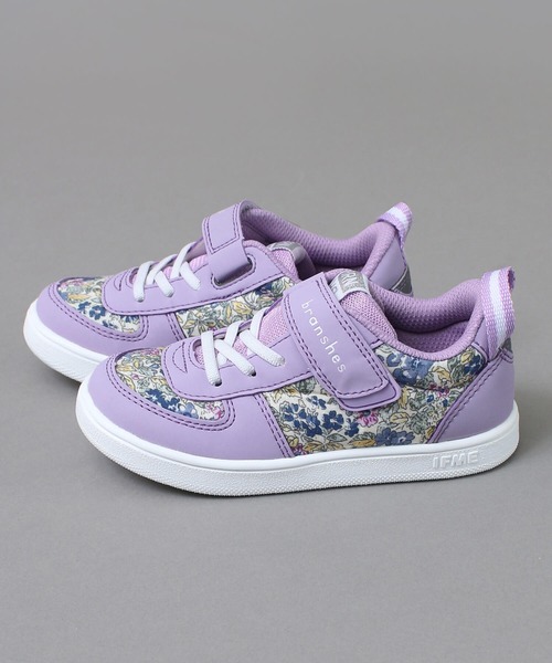 BRANSHES(ブランシェス)の「「IFME Light/イフミーライト」コラボ花柄スニーカー(スニーカー・キッズ・オフホワイト/ネイビー/ピンク/ラベンダー・13cm/13.5cm/14cm/15cm/16cm/17cm/18cm/19cm)」の11枚目の写真
