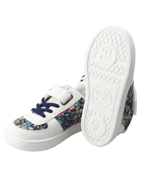BRANSHES(ブランシェス)の「「IFME Light/イフミーライト」コラボ花柄スニーカー(スニーカー・キッズ・オフホワイト/ネイビー/ピンク/ラベンダー・13cm/13.5cm/14cm/15cm/16cm/17cm/18cm/19cm)」の18枚目の写真