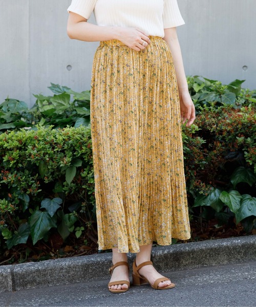 flower（フラワー）の「スウィングボタニカルスカート（スカート・レディース・ブラック/イエロー・FREE）」の9枚目の写真