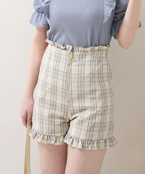 Newlyme(ニューリーミー)の「レースアップ裾フリルショートパンツ(その他パンツ・レディース・ホワイト系その他/ブラック系その他/ピンク系その他・MEDIUM/LARGE)」の3枚目の写真