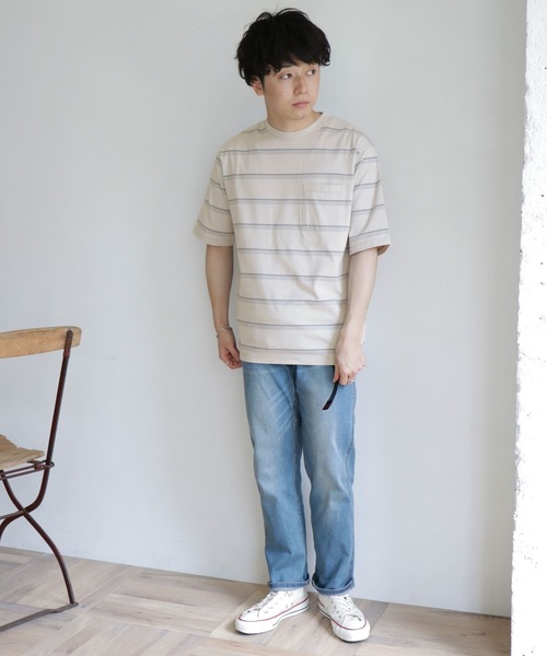 URBAN RESEARCH DOORS(アーバンリサーチドアーズ)の「UR TECH マルチボーダー Tシャツ(Tシャツ/カットソー・メンズ・ブラック/ベージュ/ブルー・40/38)」の14枚目の写真
