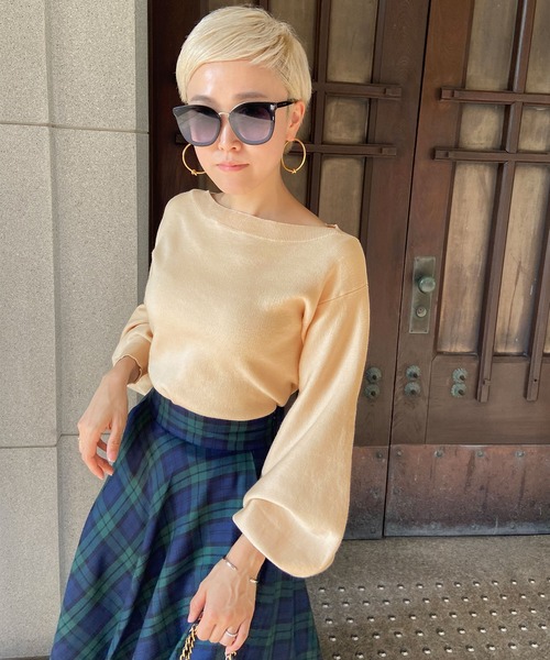 JENNE（ジェンヌ）の「ボートネックボリュームスリーブニット
