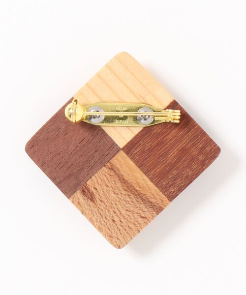tone（トーン）の「白谷工房/寄木の四角ブローチ（ブローチ/コサージュ・レディース・その他・FREE）」の2枚目の写真