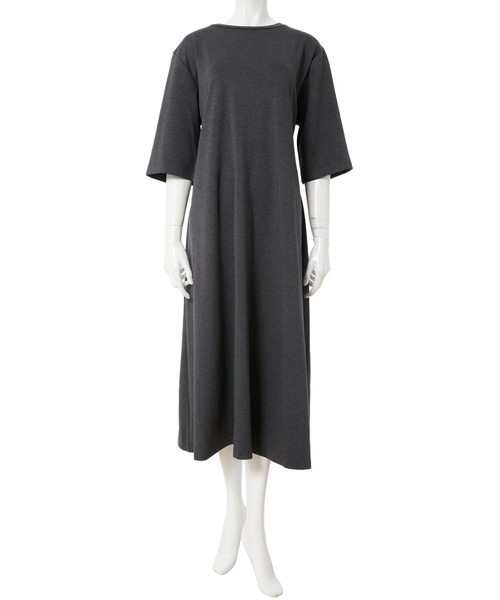 fifth（フィフス）の「バックデザインハーフスリーブワンピース（ワンピース・レディース・ベージュ/ダークグレー・MEDIUM）」の7枚目の写真